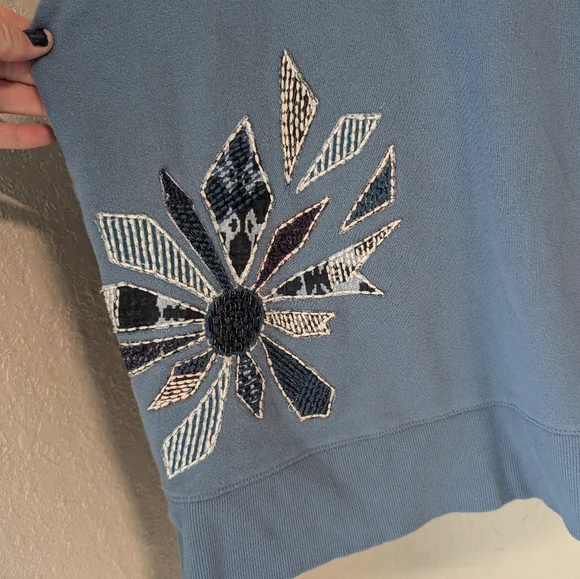 Blue Floral Embroidered Sweatshirt 2X Grannycore Patchwork Indie Boho Hippie - Picture 2 of 11